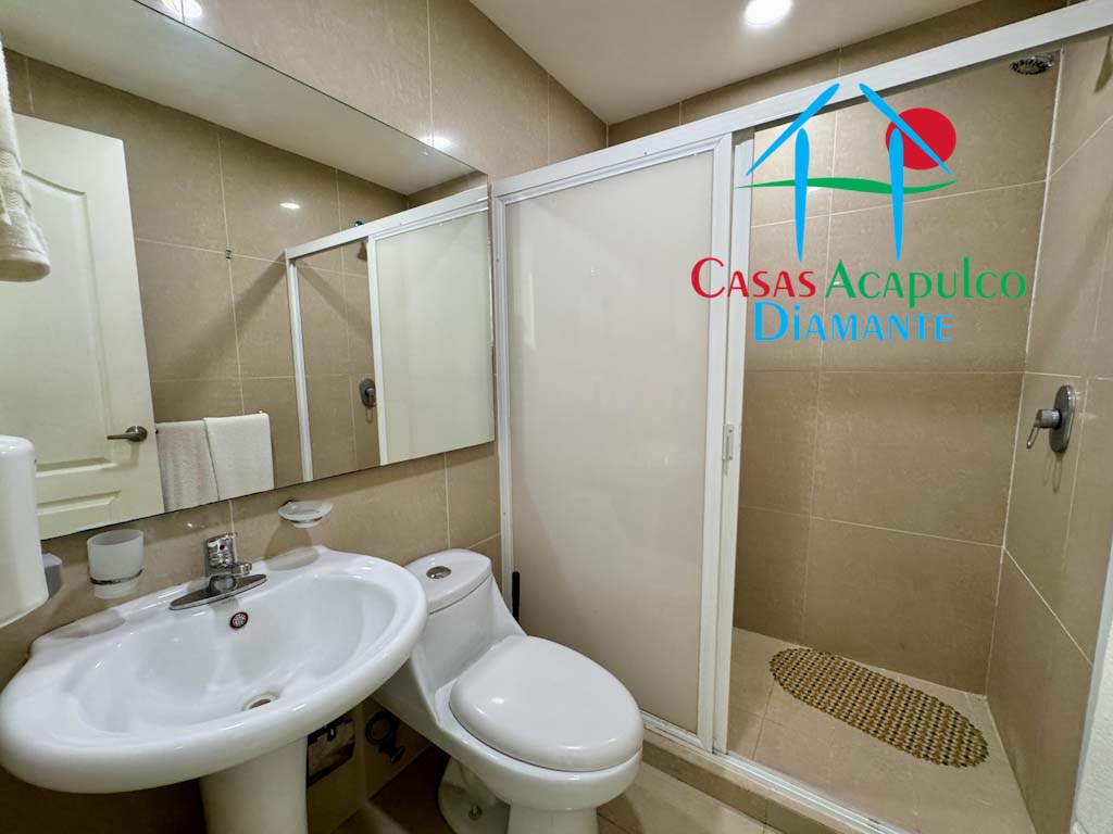 Diamante Lakes Esmeralda 327 - Baño completo 1